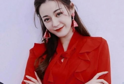 迪丽热巴吃瓜大爆料